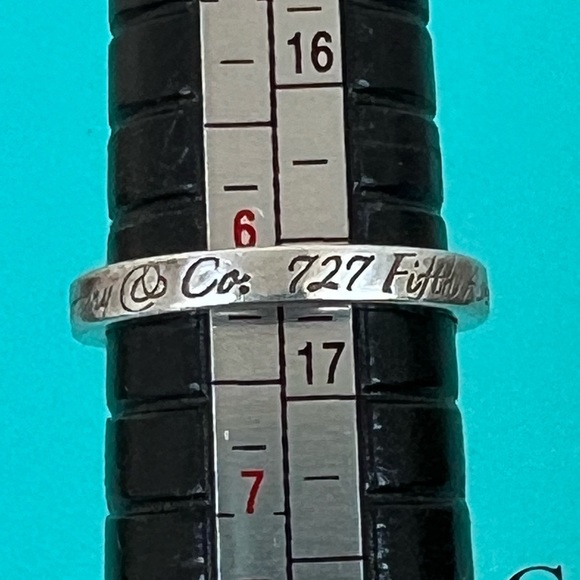 🔴Authentic TIFFANY & CO Fifth Avenue Notes Ring / Band💙🔴 - Picture 5 of 6